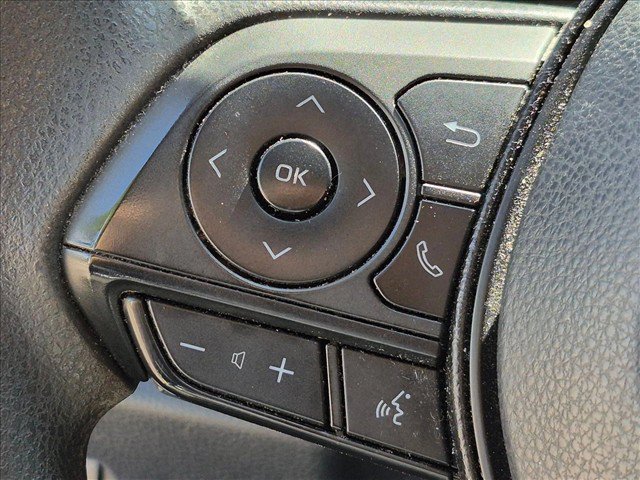 Used 2020 Toyota RAV4 LE FWD image 14