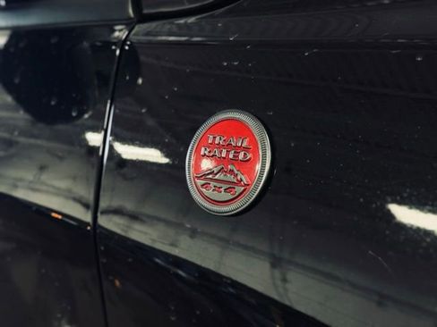 Used 2022 Jeep Compass Trailhawk w/ Trailhawk Elite Group image 7