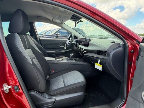 New 2026 Nissan Sentra SV w/ Floor Mat Package FWD image 10