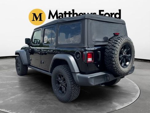 Used 2021 Jeep Wrangler Unlimited Sport AWD/4WD image 3