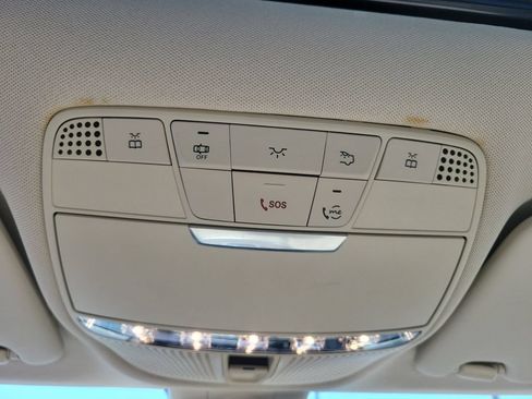 Used 2020 Mercedes-Benz C 300 Sedan image 32