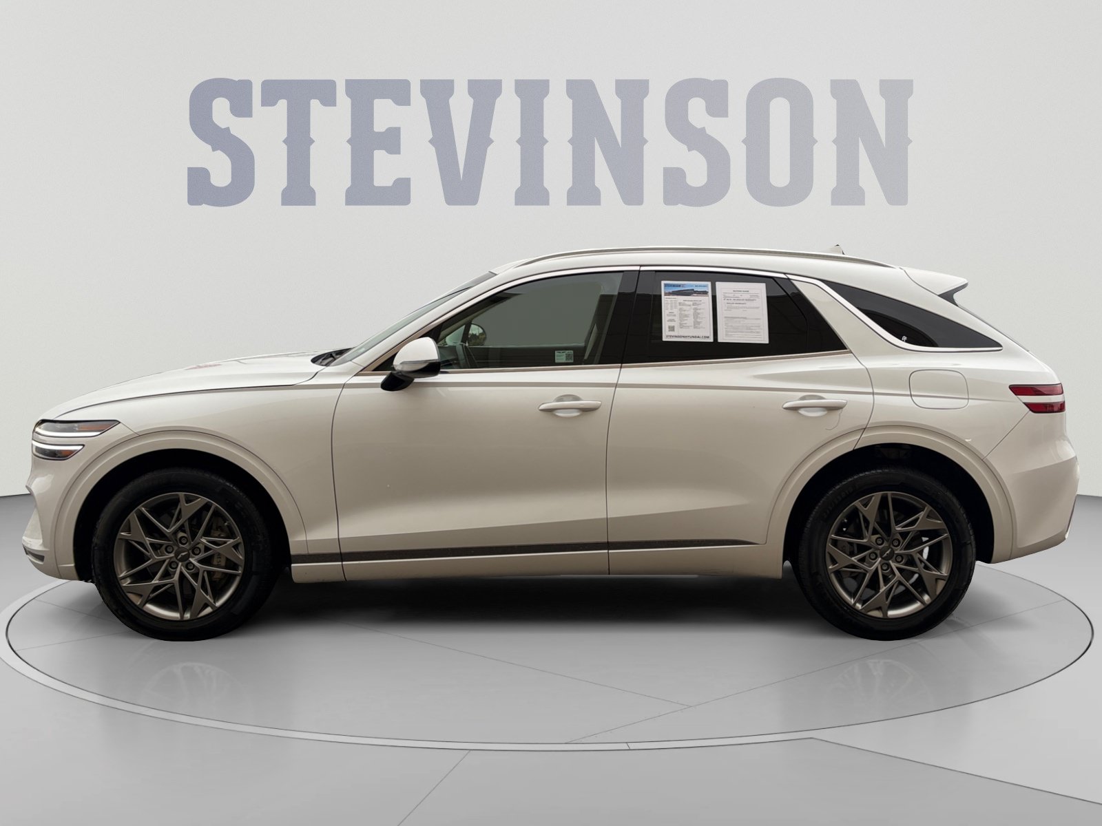 Used 2025 Genesis GV70 2.5T AWD/4WD image 2