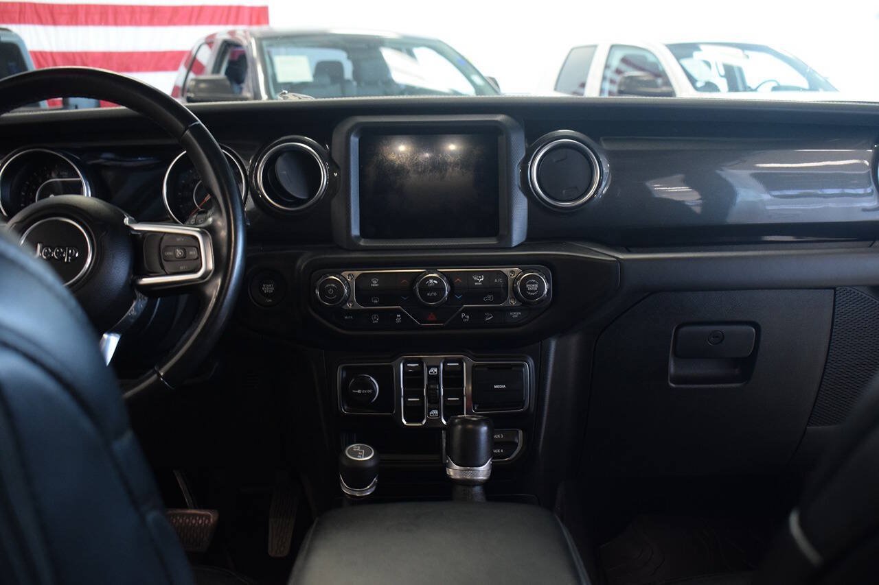 Used 2020 Jeep Wrangler Unlimited Sahara AWD/4WD image 26