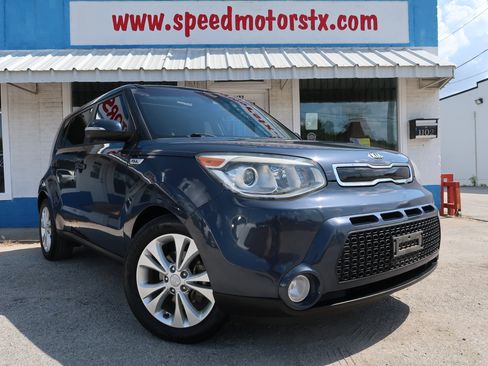 Used 2016 Kia Soul ! w/ Premium Package FWD image 2