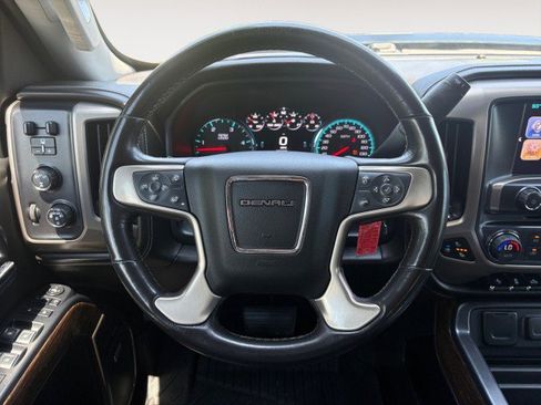Used 2018 GMC Sierra 2500 Denali w/ Duramax Plus Package AWD/4WD image 6