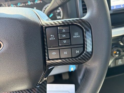 Used 2025 Ford F350 4x4 Regular Cab Super Duty image 20
