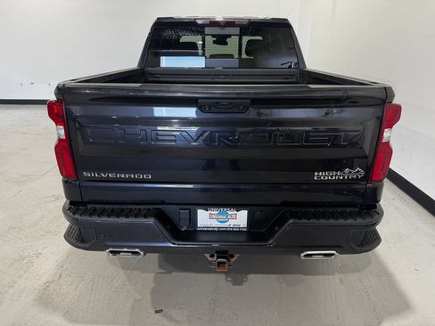 Used 2022 Chevrolet Silverado 1500 High Country w/ Z71 Off-Road Package AWD/4WD image 25