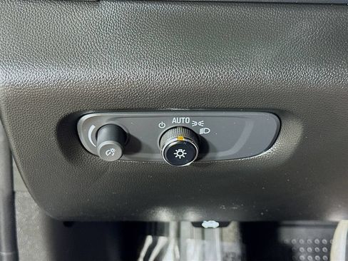 Used 2022 Chevrolet Traverse LT w/ LPO, Floor Liner Package AWD/4WD image 22