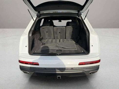 Certified 2025 Audi Q7 3.0T Prestige w/ Prestige Package image 33