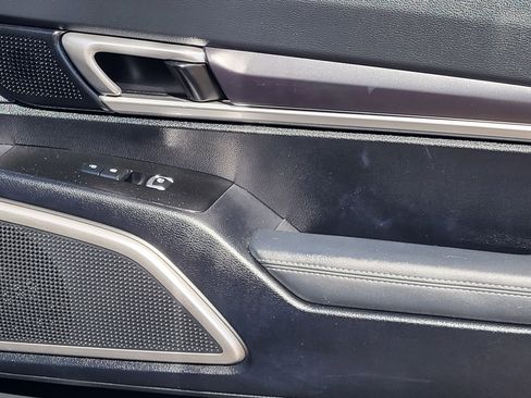 Used 2023 Kia Telluride S w/ S Sunroof Package image 15