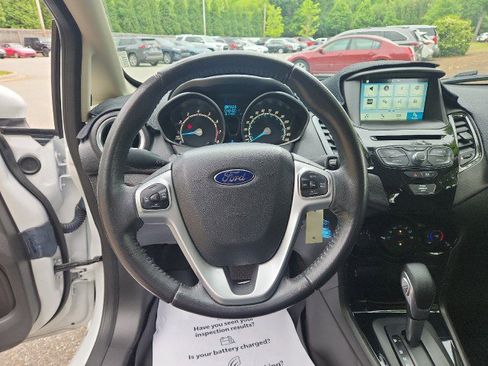 Used 2016 Ford Fiesta SE w/ Equipment Group 201A FWD image 22