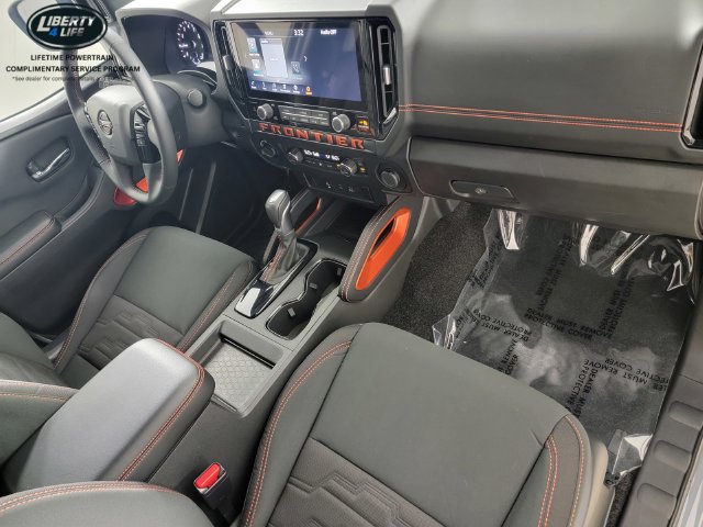 Used 2025 Nissan Frontier PRO-4X AWD/4WD image 22
