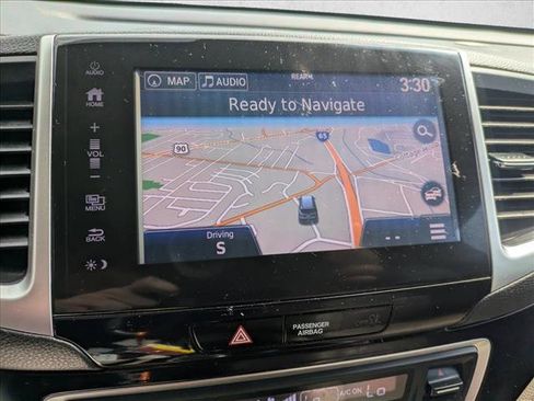 Certified 2017 Honda Pilot Touring image 14