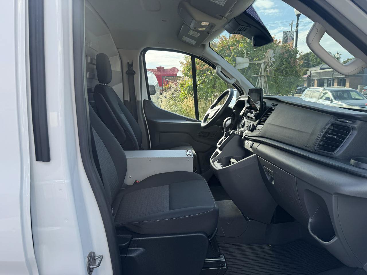 Used 2021 Ford Transit 250 Low Roof RWD image 20