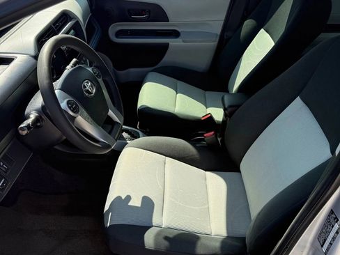 Used 2012 Toyota Prius C Two image 11