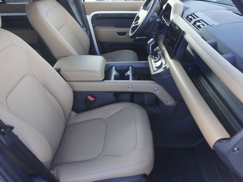 New 2025 Land Rover Defender 110 X-Dynamic SE image 23