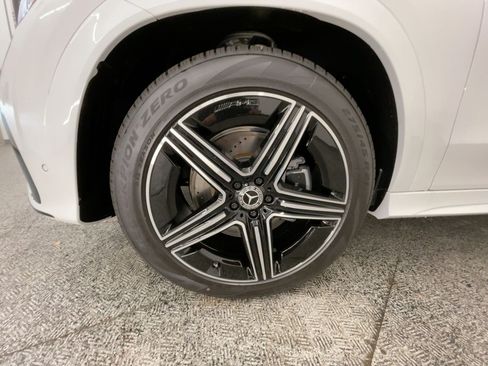 New 2026 Mercedes-Benz GLE 450 4MATIC image 11