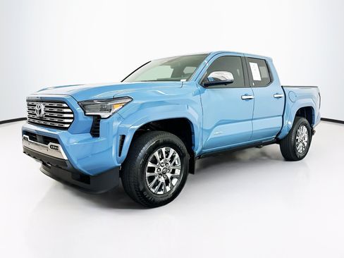 Used 2026 Toyota Tacoma Limited AWD/4WD image 3