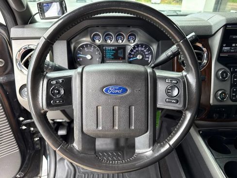Used 2014 Ford F250 Lariat w/ Chrome Package AWD/4WD image 9