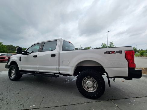 Used 2019 Ford F250 XL w/ Power Equipment Group AWD/4WD image 5