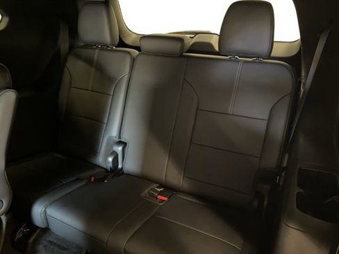 Used 2024 GMC Acadia Elevation image 26