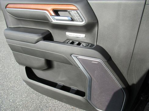 Used 2022 GMC Sierra 1500 Denali image 27