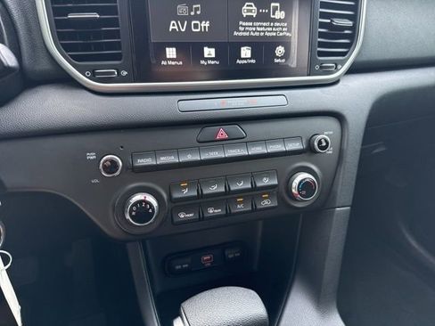 Used 2021 Kia Sportage LX FWD image 29
