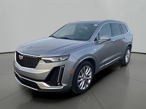 Certified 2025 Cadillac XT6 Premium Luxury image 1