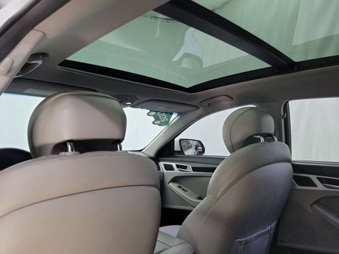 Used 2017 Genesis G80 3.8 w/ Option Group 02 image 11