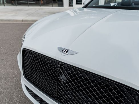 Used 2024 Bentley Continental GT Speed image 22