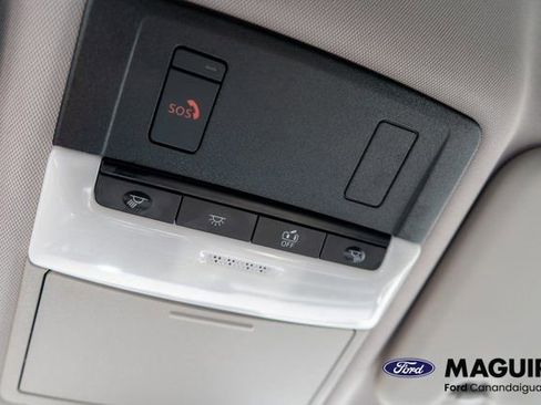 Used 2023 Mitsubishi Outlander SEL AWD/4WD image 37