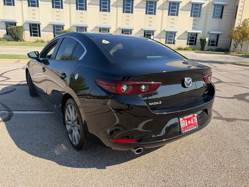 Used 2022 MAZDA MAZDA3 s FWD image 10