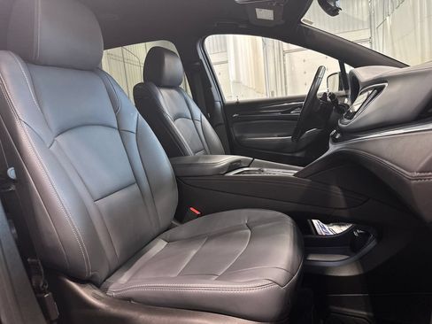 Used 2023 Buick Enclave Premium AWD/4WD image 36