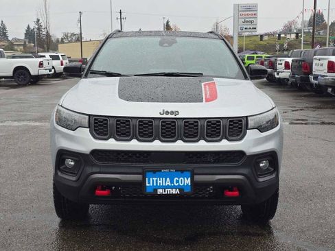 New 2026 Jeep Compass Trailhawk image 8