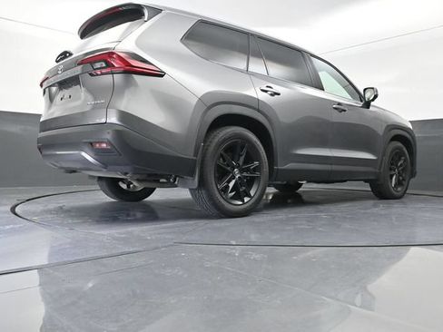 Used 2026 Toyota Grand Highlander AWD image 38