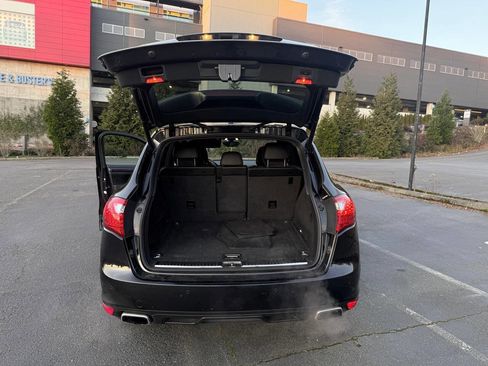 Used 2011 Porsche Cayenne image 13