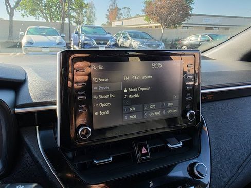 Used 2020 Toyota Corolla SE image 21