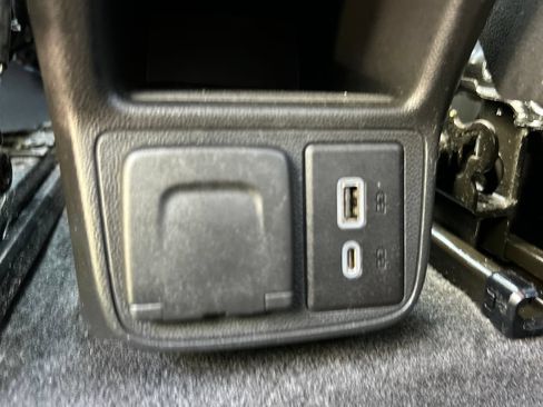 Used 2022 Chevrolet TrailBlazer LT w/ Convenience Package FWD image 16