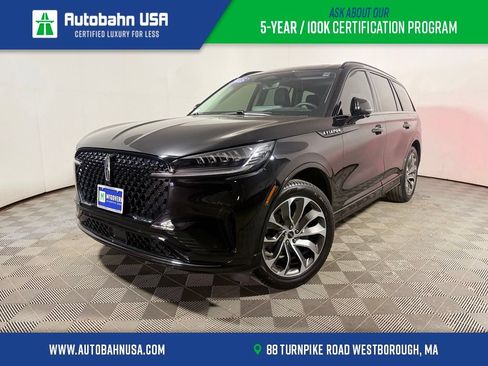 Used 2025 Lincoln Aviator AWD w/ Jet Appearance Package image 1