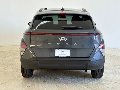 Used 2025 Hyundai Kona SEL image 10