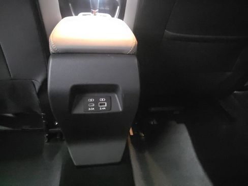 Used 2026 Subaru Crosstrek 2.5i Limited w/ Crosstrek Mirror Package AWD/4WD image 10