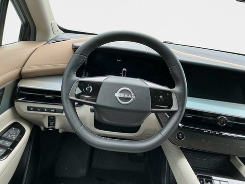 Used 2025 Nissan Murano Platinum w/ Cargo Package AWD/4WD image 13