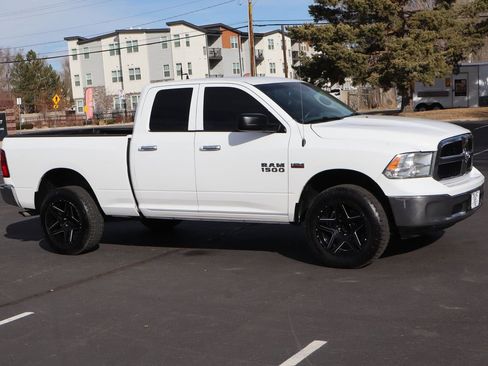 Used 2016 RAM 1500 Classic SLT image 2