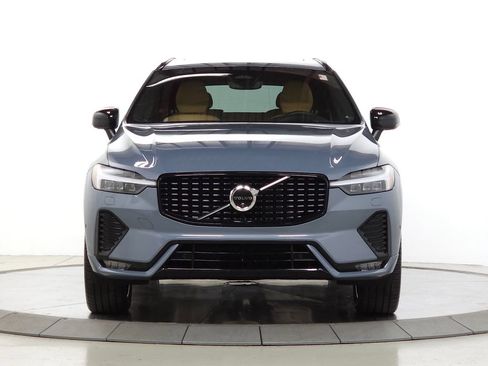 Certified 2024 Volvo XC60 B5 Ultimate AWD/4WD image 2