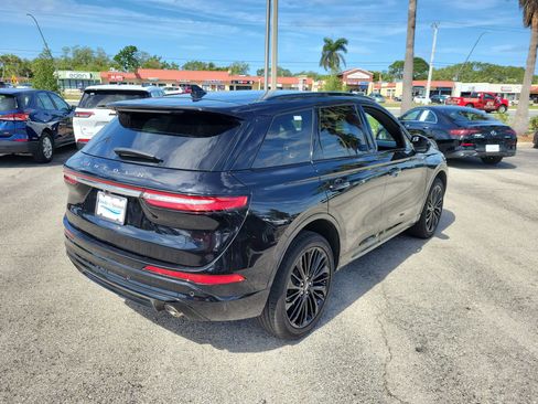 Used 2023 Lincoln Corsair Reserve w/ Jet Appearance Package FWD image 6
