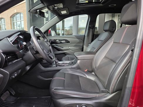 Used 2022 Chevrolet Traverse RS image 23
