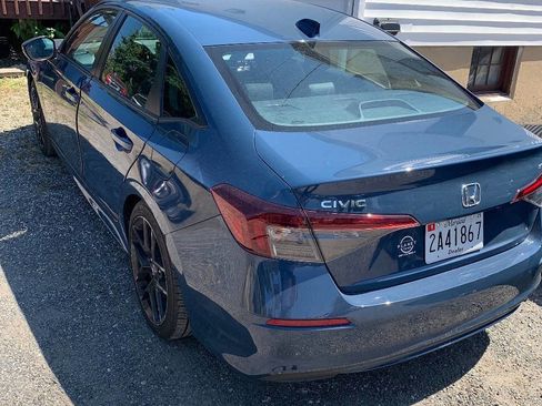 Used 2025 Honda Civic Sport image 2