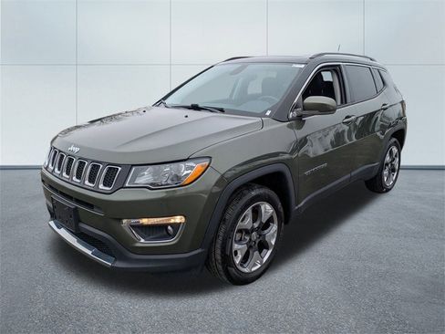 Used 2018 Jeep Compass Limited image 7