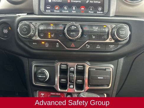 Used 2020 Jeep Gladiator Rubicon w/ Dual Top Group image 20