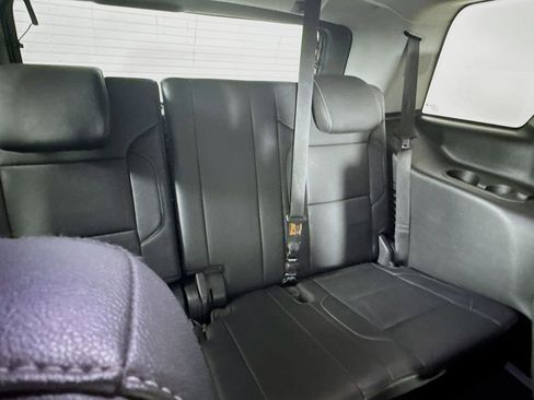 Used 2018 Chevrolet Tahoe LT AWD/4WD image 30